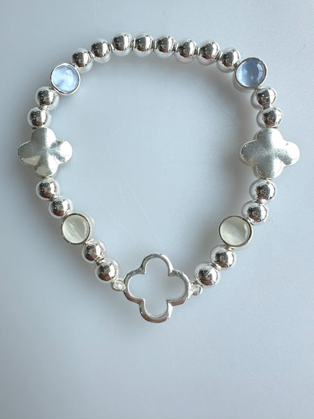 Beaded Bracelet With Four Petal Flower No. 50