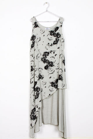 Black and White Flower Print Maxi Dress