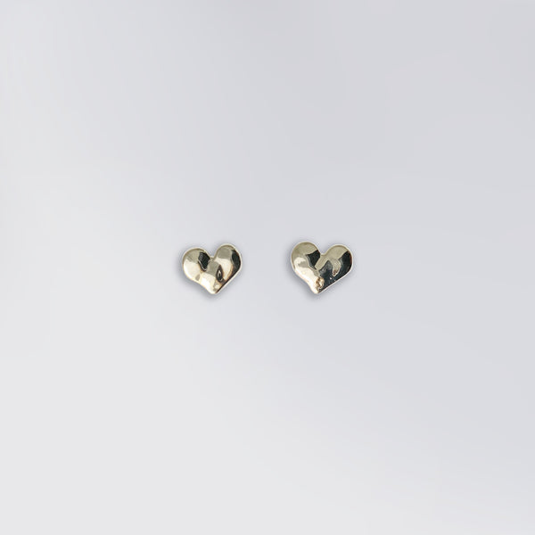 HAMMERED EFFECT HEART EARRING STUD