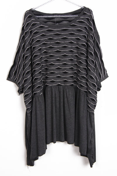 Oversized Scallop Knit Floaty Top in grey